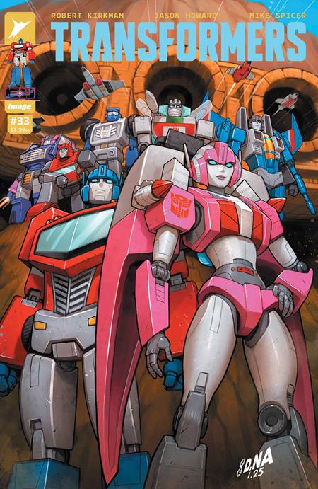 Transformers #33 - Energon Universe - David Nakayama Main Cover (Closed)