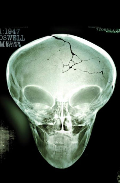 X-Files #1 - Dynamite | Roswell Photo Foil Var (Pre-Order) C45-P49
