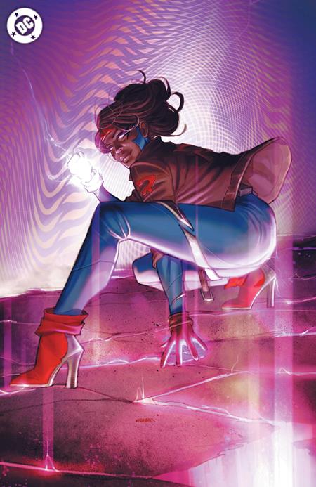 New History of the DC Universe: Dakota Incident #1 - Joshua Sway Swaby Foil Variant (Released)