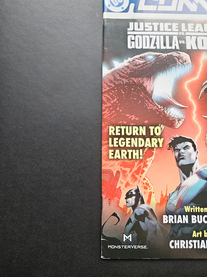 DC Connect #59 (FN) | JL vs Godzilla vs Kong 2 - April 2025 (Released) R2636
