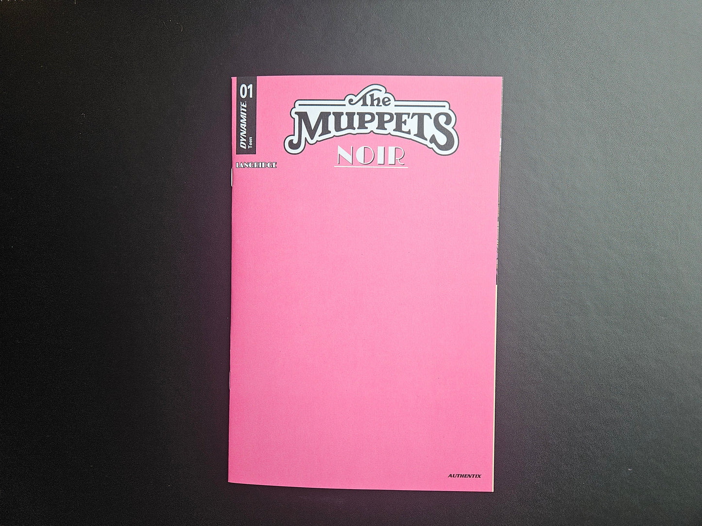 Muppets: Noir #1 - Pink Blank Authentix Blind Bag Variant (Back-Issue)